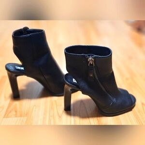DKNY High Heels Shoes